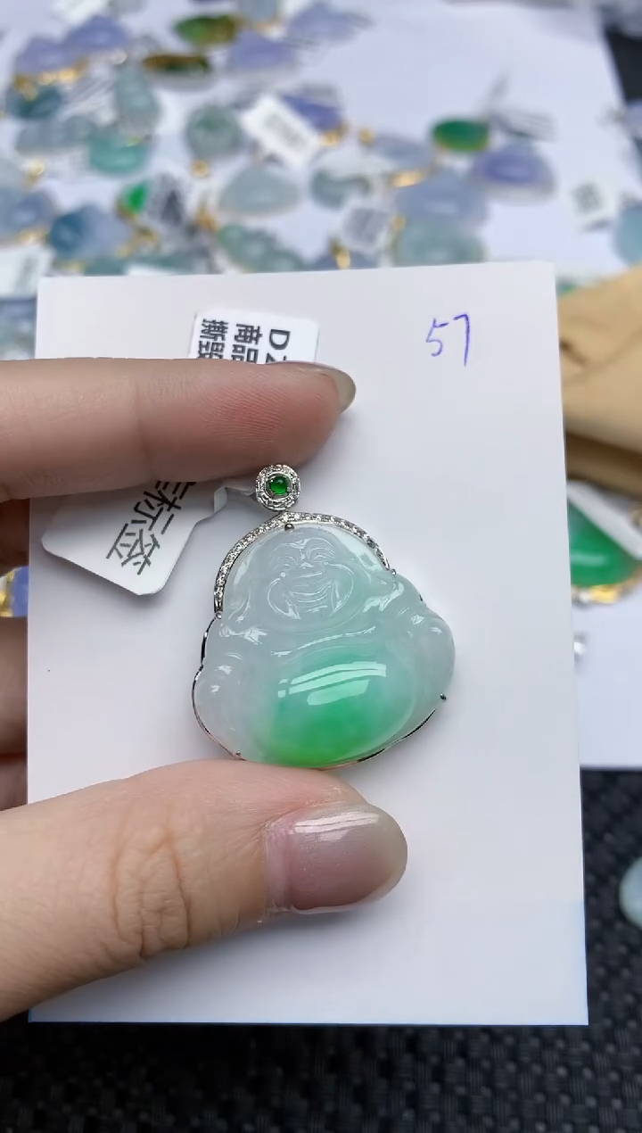 【闪购商品】翡翠颈饰18K金镶嵌天然翡翠A货