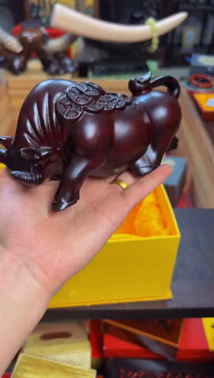 【闪购商品】木——————————————牛摆件