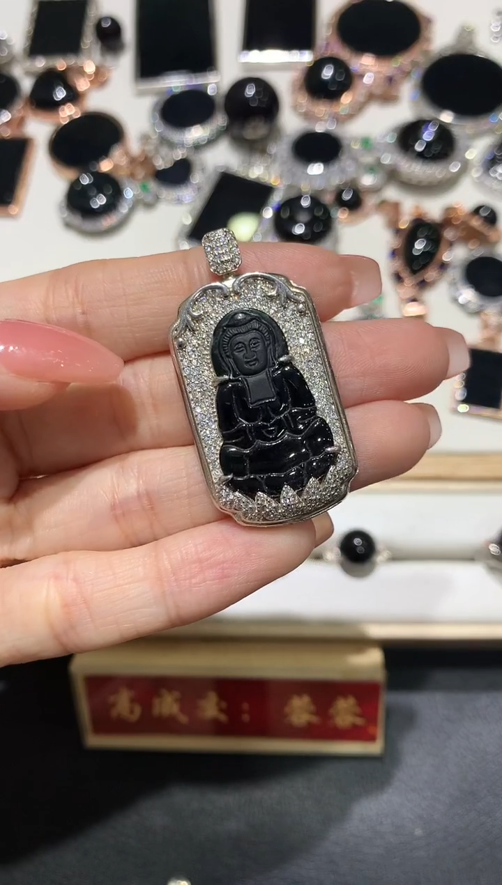 【闪购商品】翡翠吊坠(不含链)银S925镶嵌86多人多样性随机发货1件