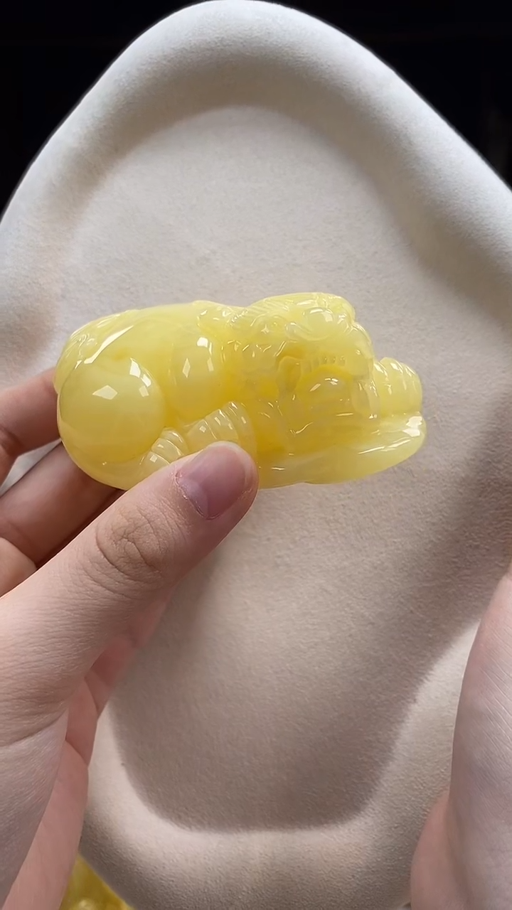 琥珀颈饰未镶嵌吊坠