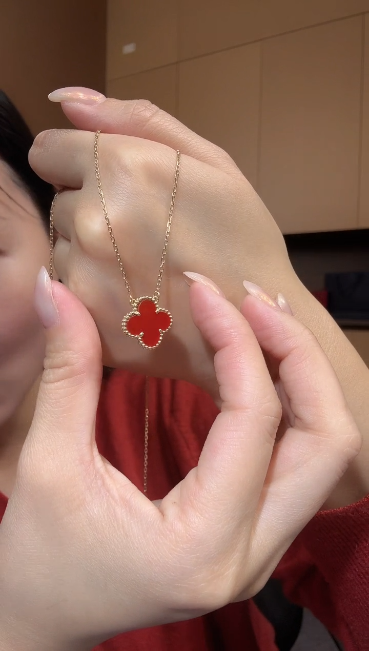 【闪购商品】玛瑙/玉髓套链18K金镶嵌红色k黄，四叶草套链GHJ25版