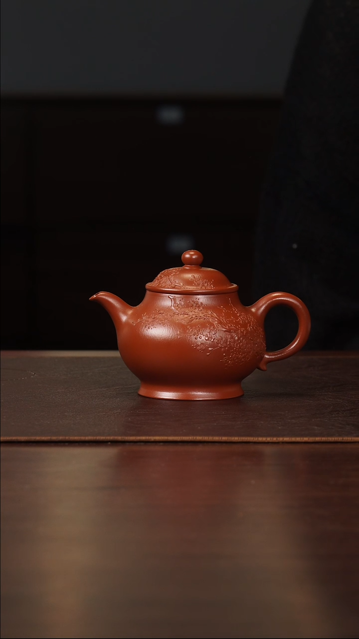 茶壶紫砂侯峰大红袍泥绘潘壶180cc