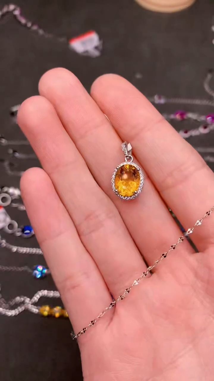 【闪购商品】黄晶颈饰银S925镶嵌........