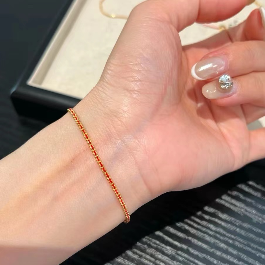 钛钢手链 钛钢材质 简约红绳手链