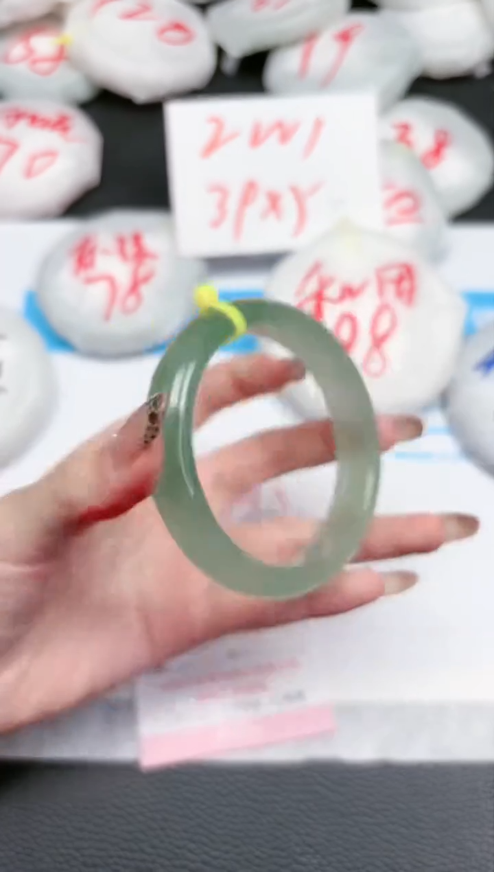 【闪购商品】石英质玉手镯未镶嵌314-60.5