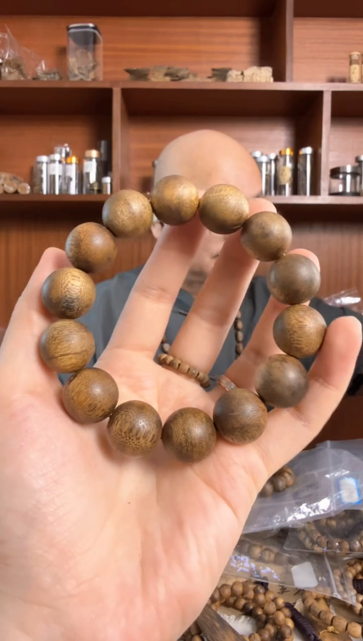 沉香手串奇楠沉香卡1.6圆珠单圈手串一条17g