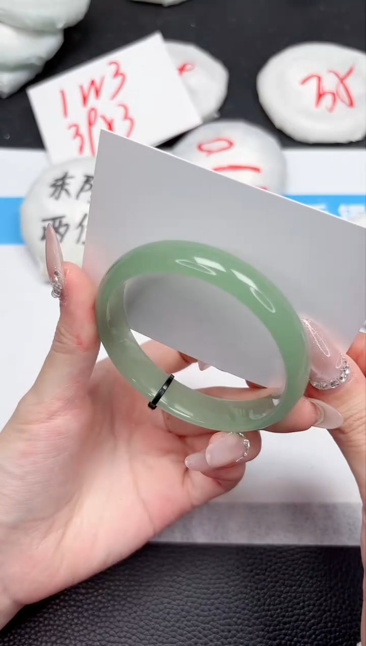 【闪购商品】石英质玉手镯未镶嵌797-58