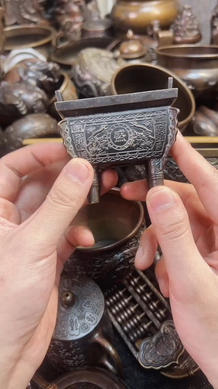 【闪购商品】1案台摆件 物品摆件