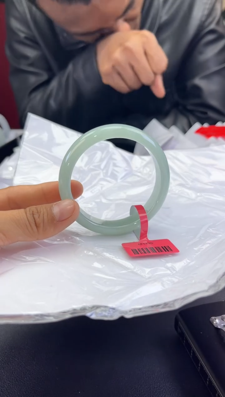 【闪购商品】翡翠手镯未镶嵌翡翠手镯