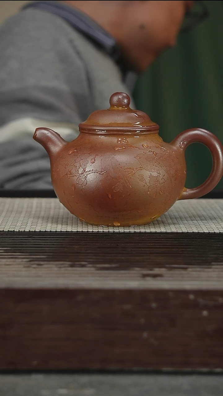 茶壶紫砂带证，薄胚400CC85号