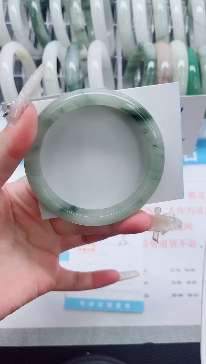 【闪购商品】石英质玉手镯未镶嵌A241-62