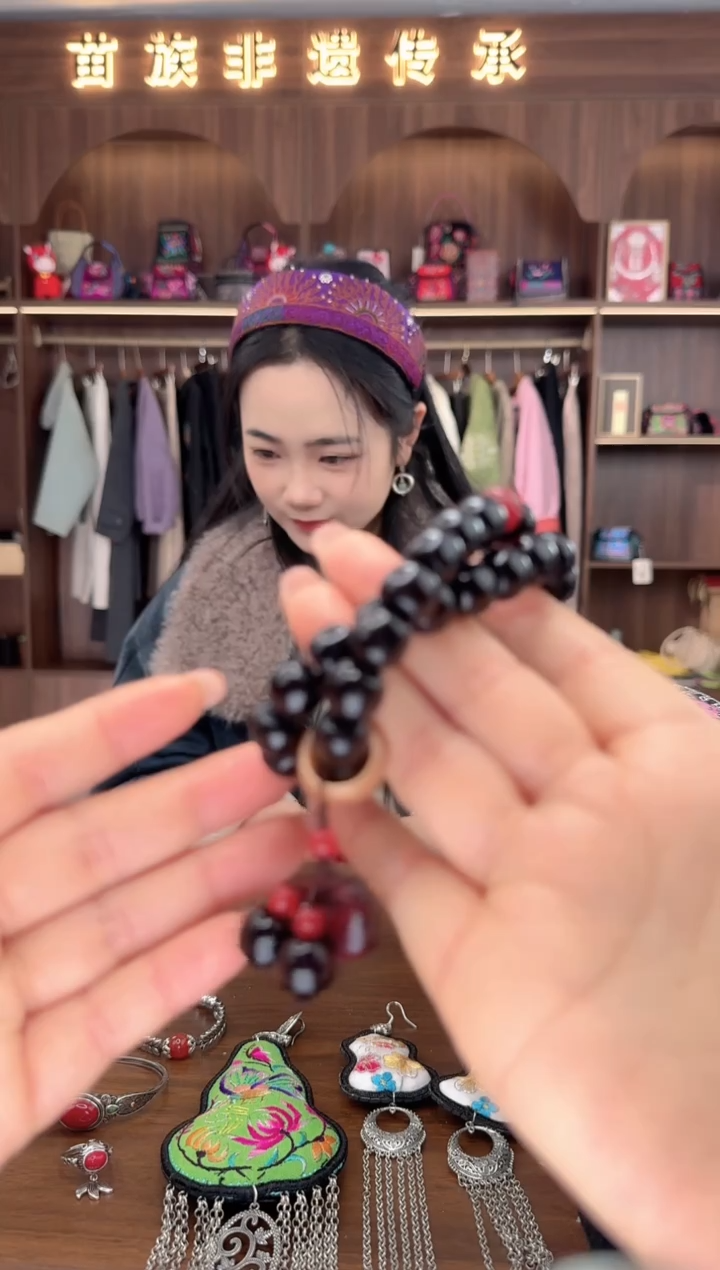 刺绣扶光苗绣传承25