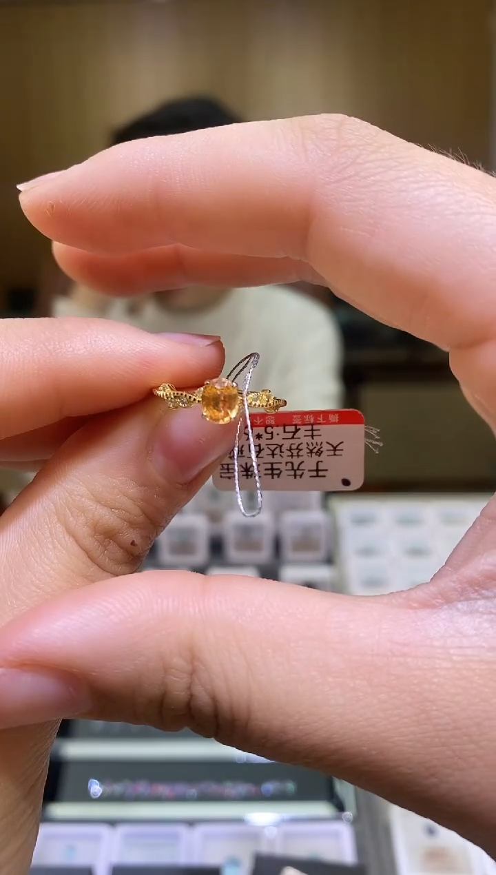 银S925镶嵌戒指石榴石（芬达石）天然芬达石戒指