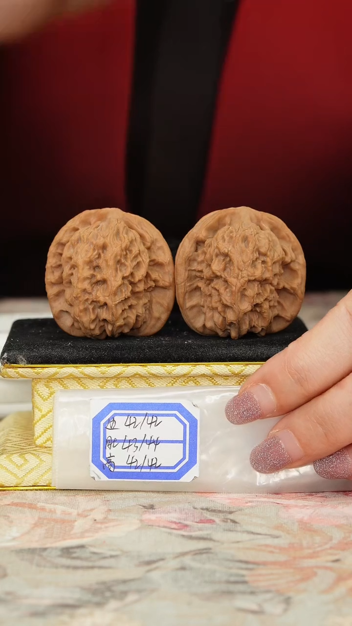 【闪购商品】文玩核桃把件非嫁接马老四