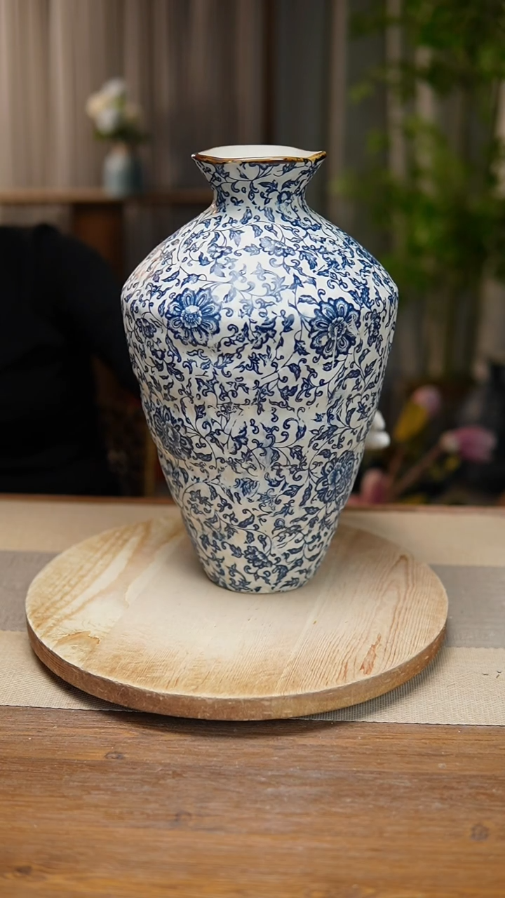 【闪购商品】   花器青花瓷缠枝莲高脚
