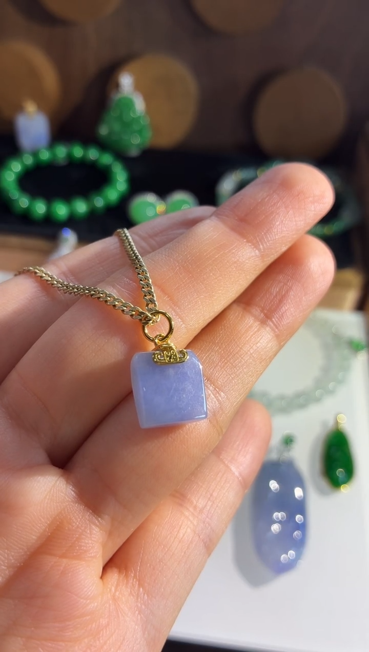 吊坠(不含链)18K金镶嵌翡翠吊坠