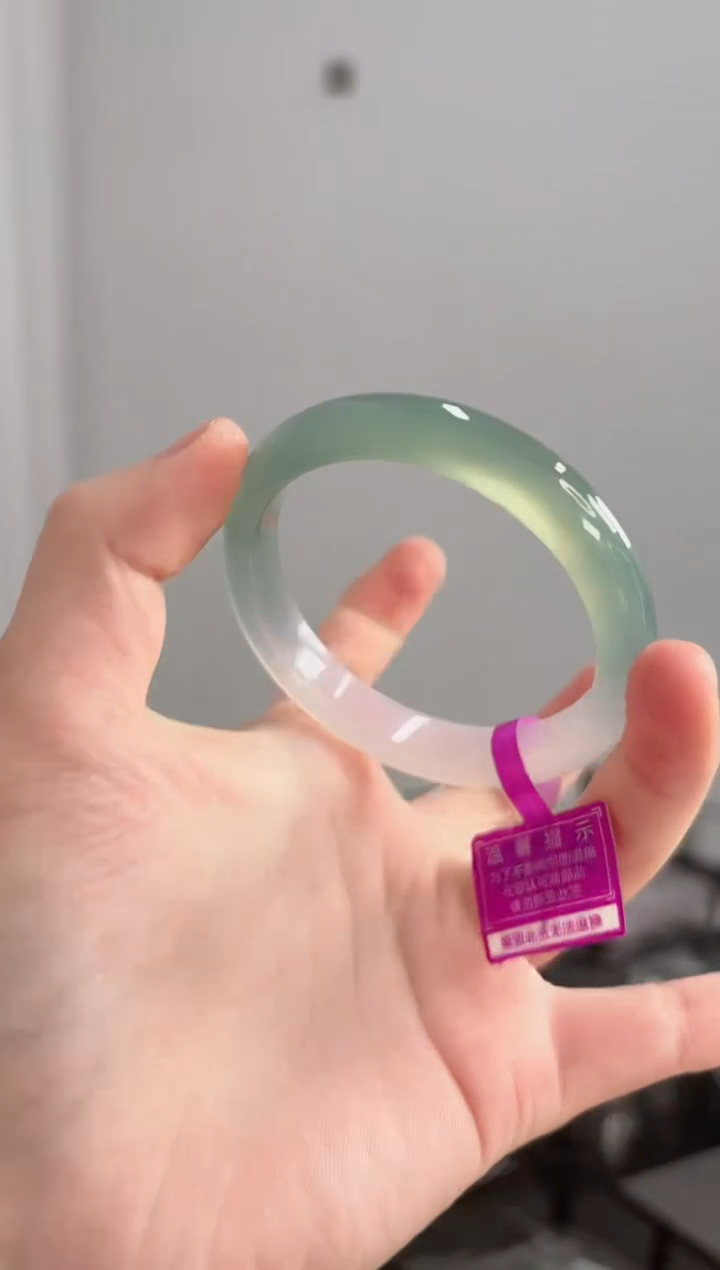 【闪购商品】玛瑙/玉髓手镯未镶嵌54圈