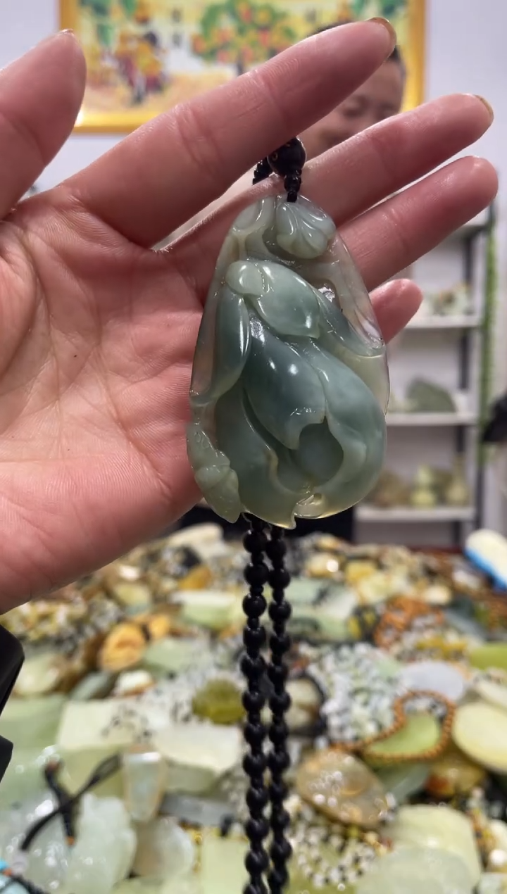 【闪购商品】岫玉吊坠未镶嵌             