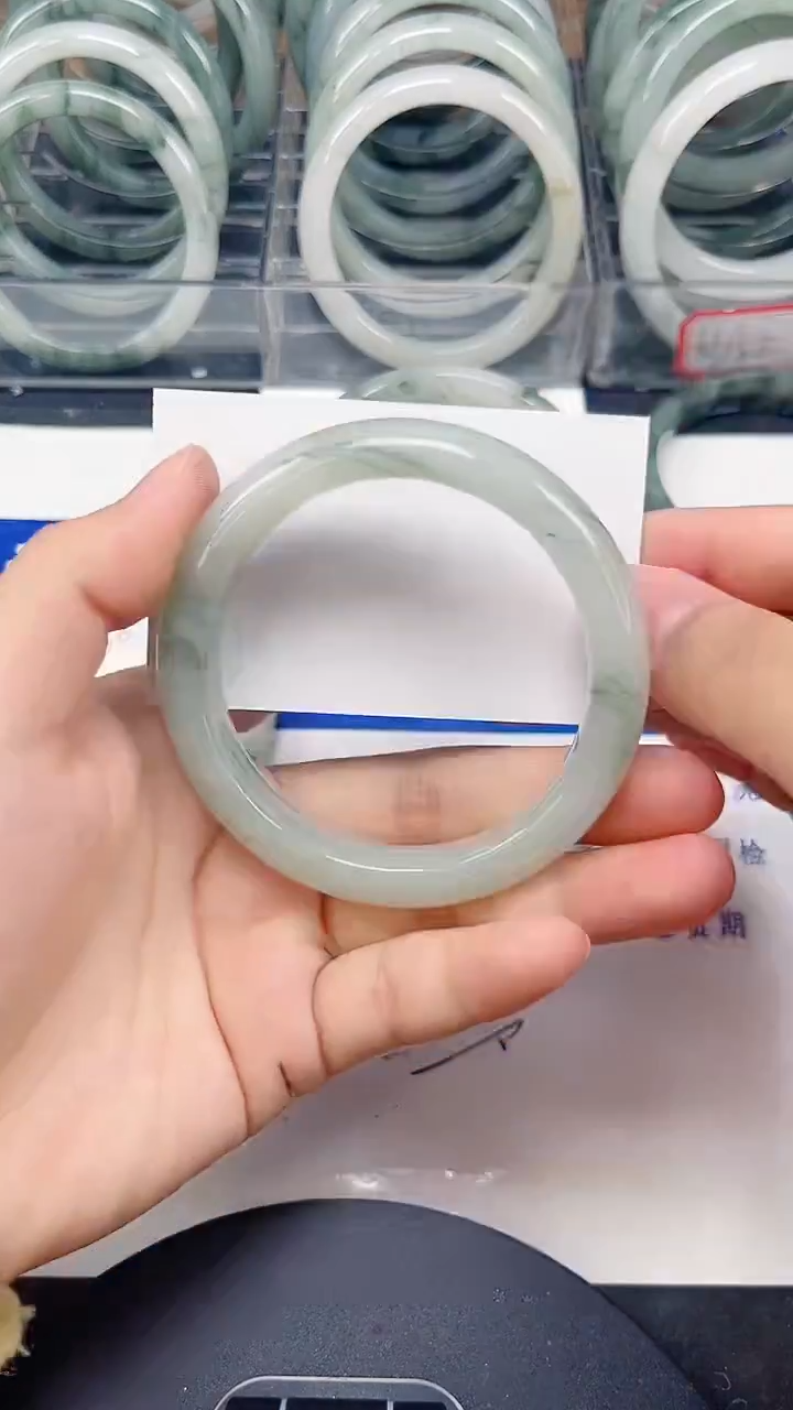 未镶嵌手镯石英质玉131-57/58