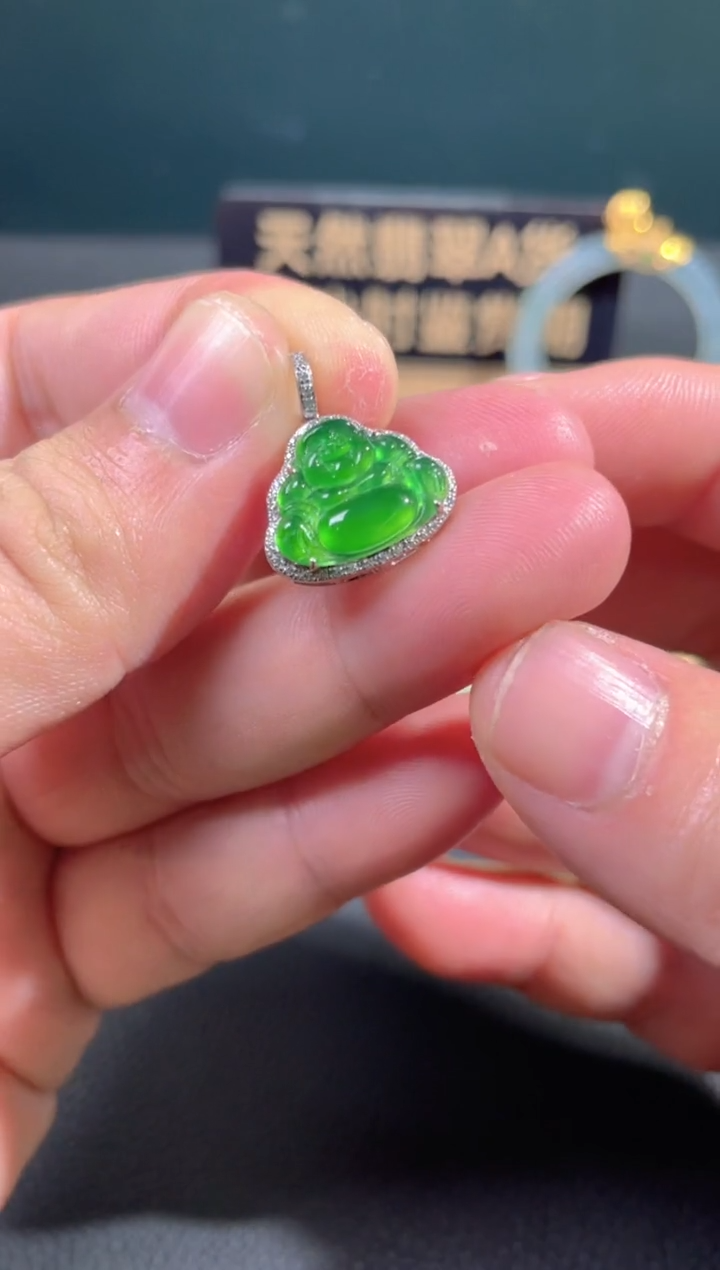 【闪购商品】翡翠颈饰18K金镶嵌翡翠