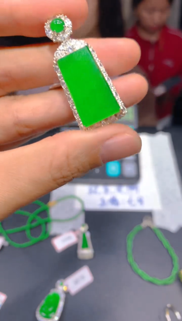 【闪购商品】定制翡翠未镶嵌228多样性发货（发其一）