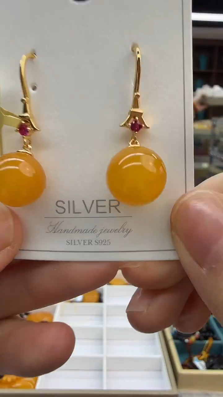 琥珀未镶嵌耳饰272秒拍号 假一罚三 12mm