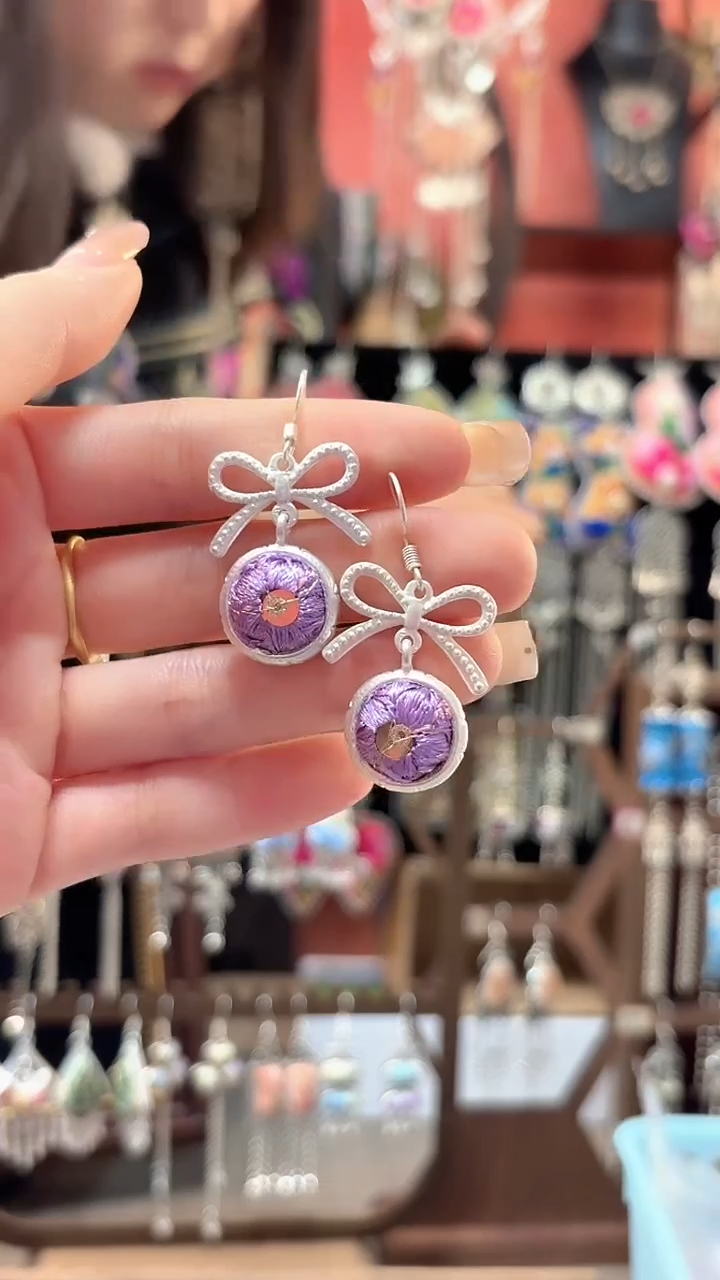 织绣 云织谣民族风精美饰品45