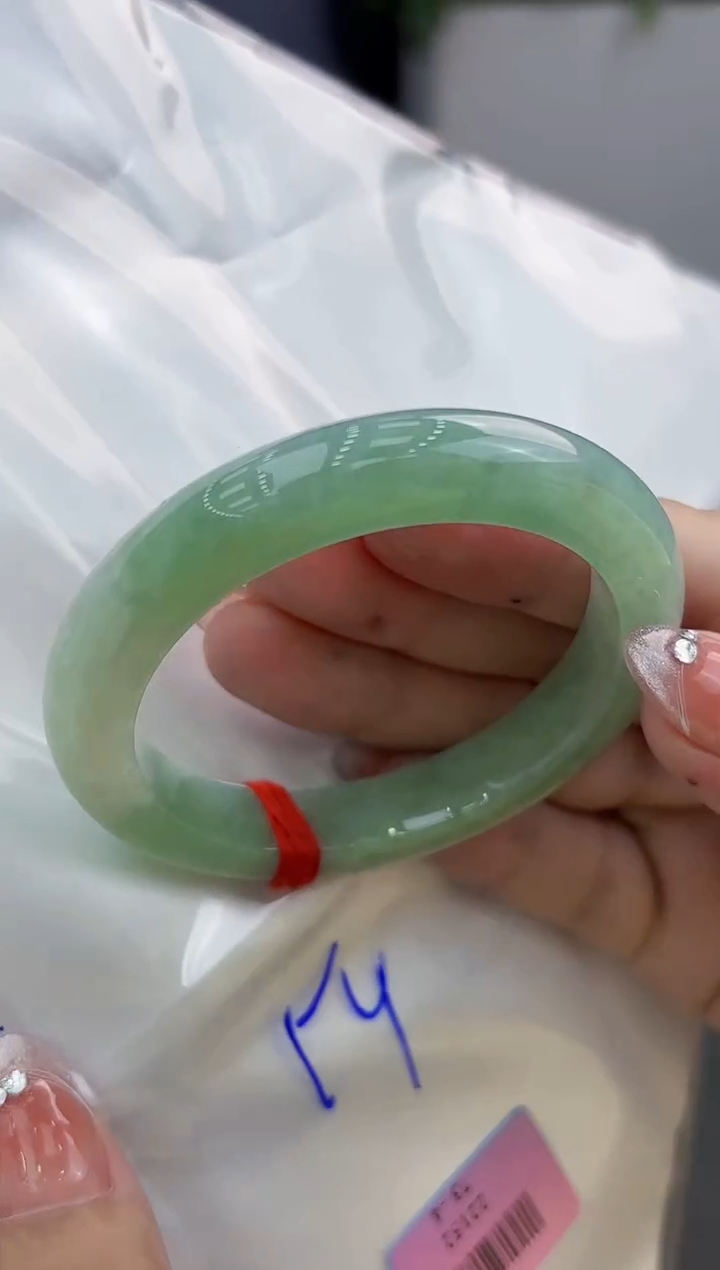 【闪购商品】翡翠手镯未镶嵌翡翠手镯