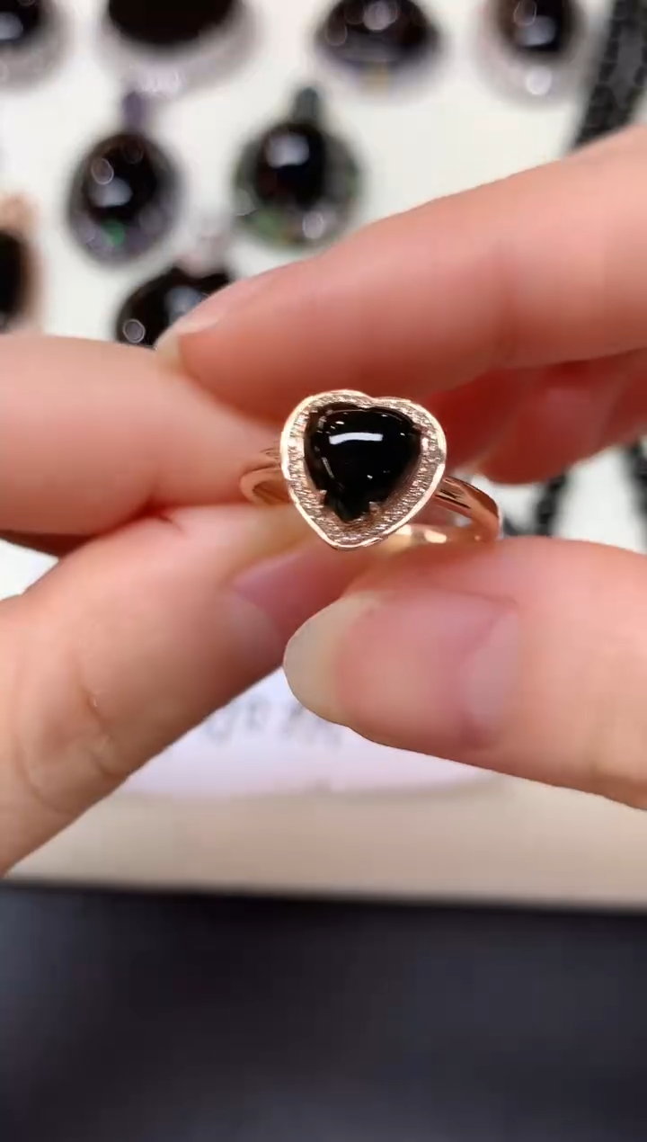 18K金镶嵌戒指翡翠D566|3980