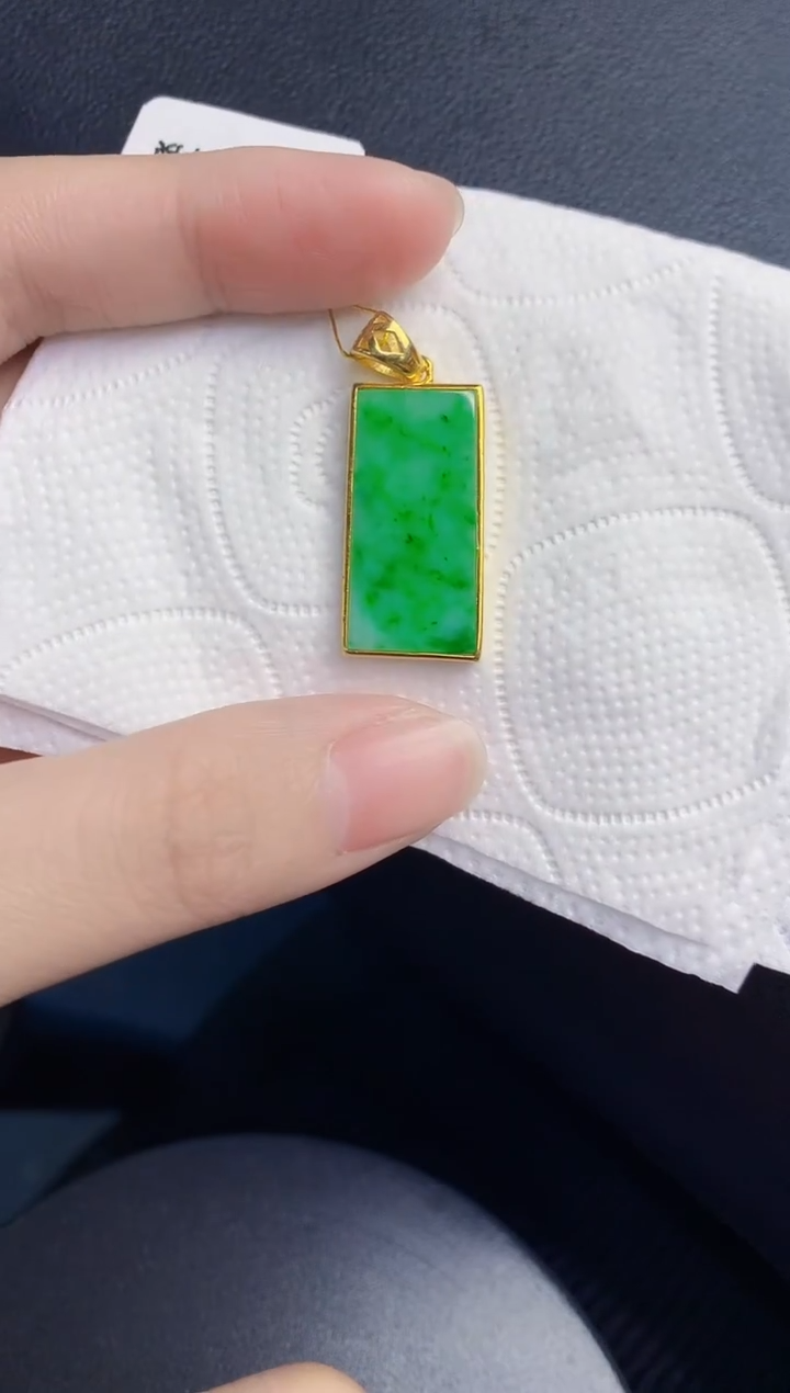 颈饰未镶嵌翡翠天然翡翠缅甸A货