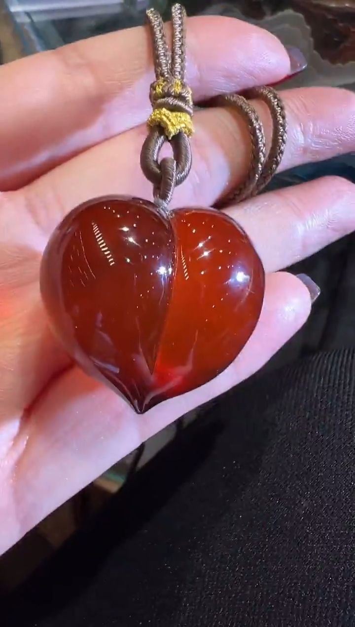 琥珀颈饰未镶嵌琥珀吊坠