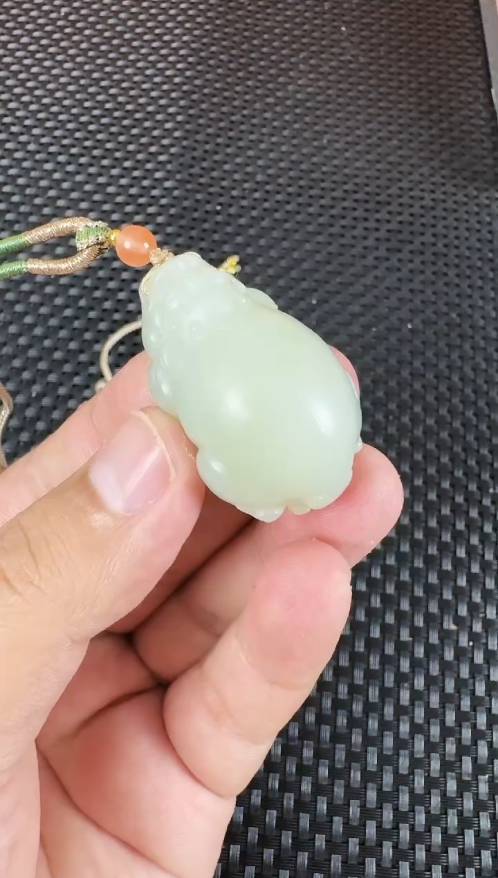 【闪购商品】和田玉吊坠未镶嵌貔貅