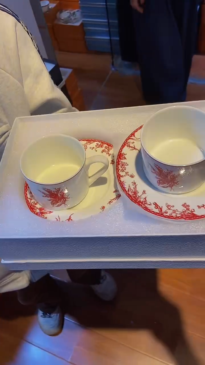 【闪购商品】鸿辉家品牌瓷器，京东包邮！