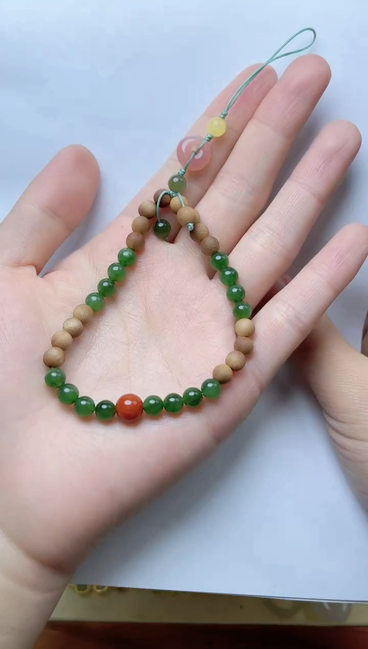 【闪购商品】和田玉挂饰未镶嵌手机坠kk