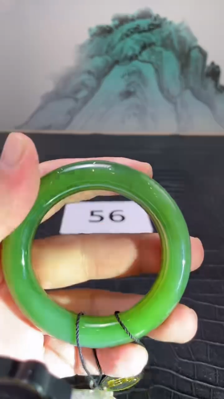 未镶嵌手镯和田玉（碧玉）虎****?56