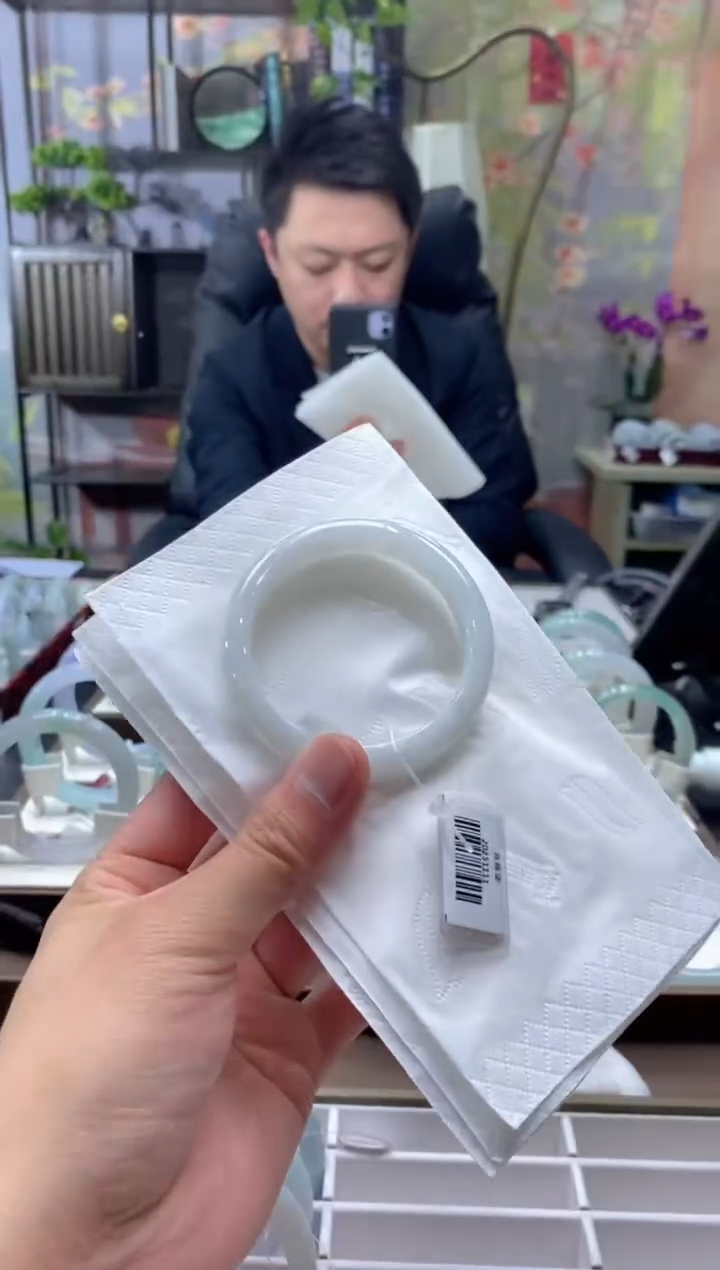 未镶嵌手镯翡翠0388****