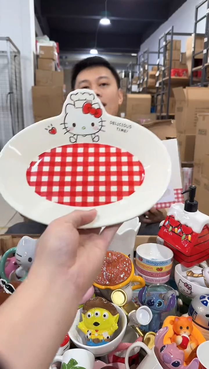 瓷片原盒kt猫红格子餐盘