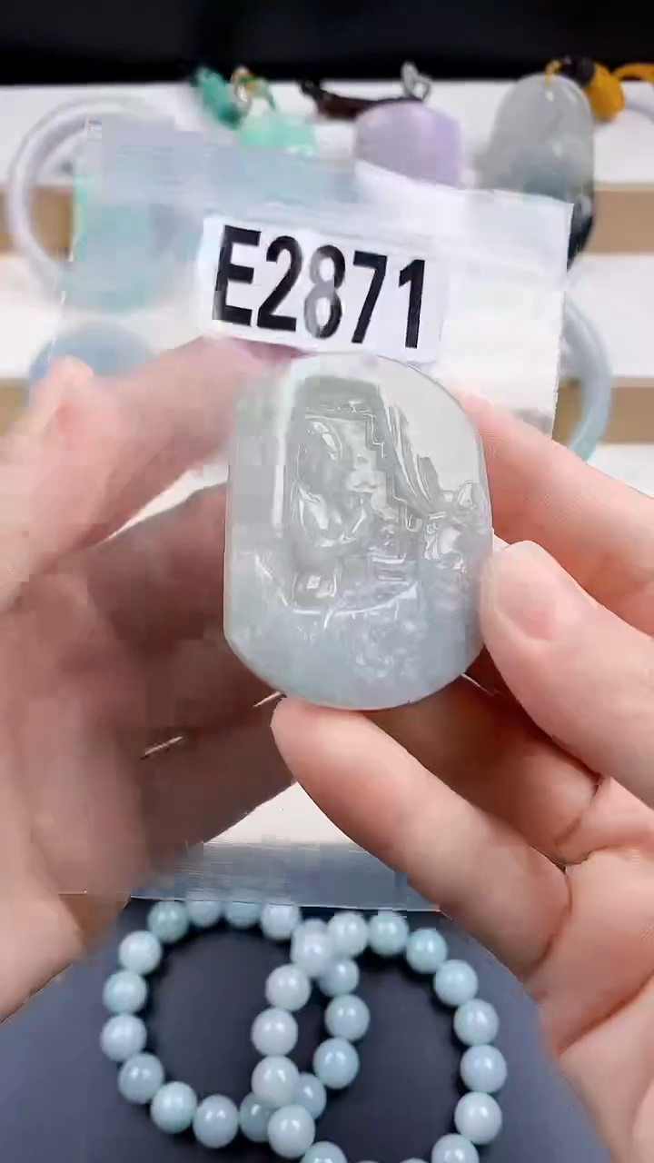 颈饰未镶嵌翡翠天然翡翠吊坠挂件