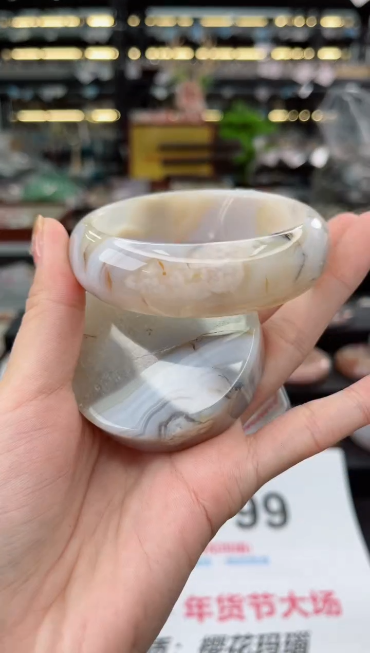 【闪购商品】石英质玉手镯未镶嵌60圈口（不退不换）1569252