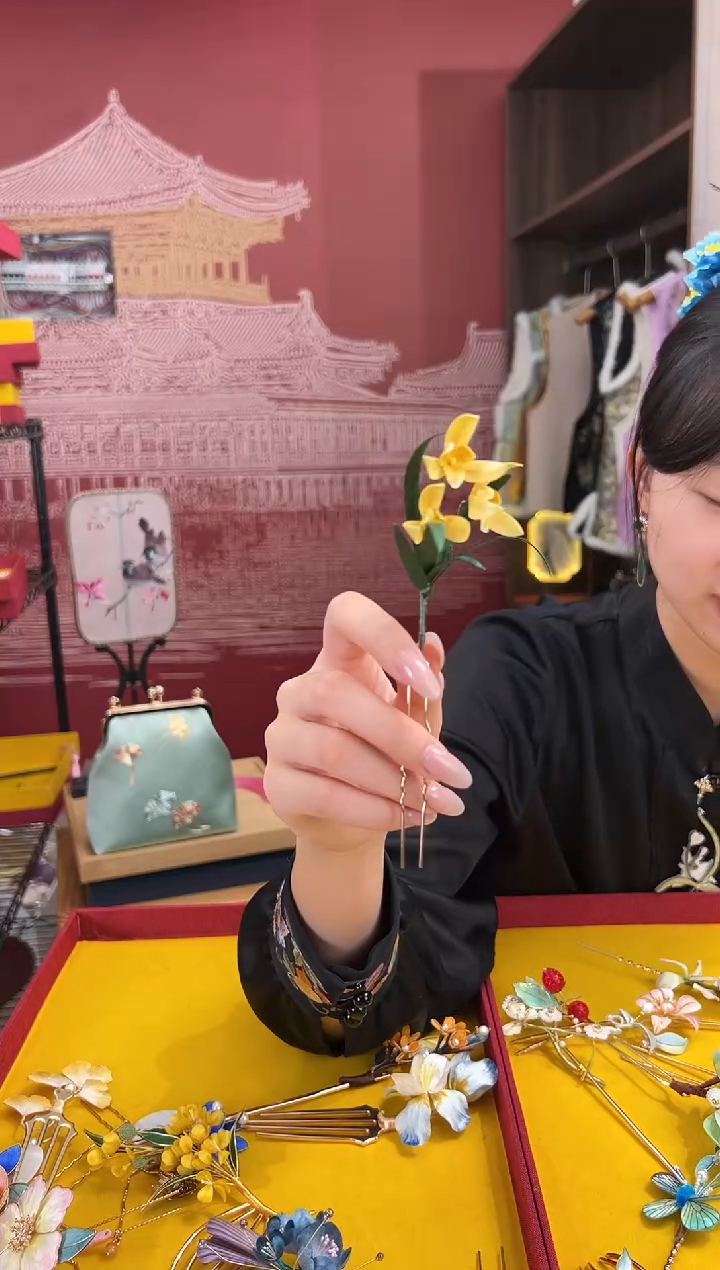 【闪购商品】刺绣非遗绒花（发饰）