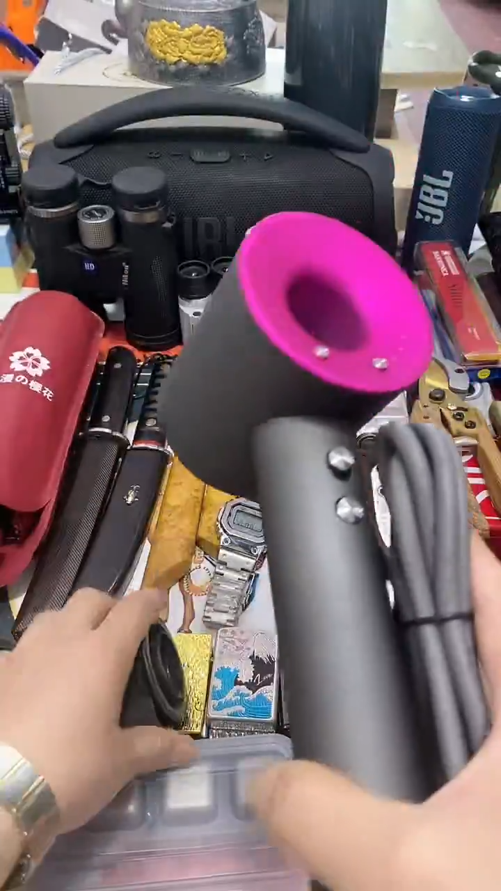 瓷片闪购商品 如图所示