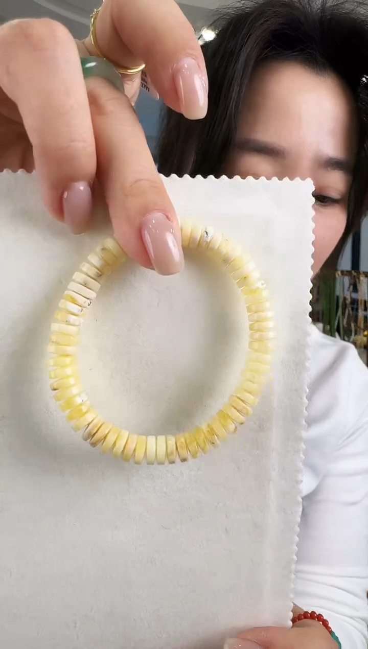 手串蜜蜡未镶嵌精美的手串