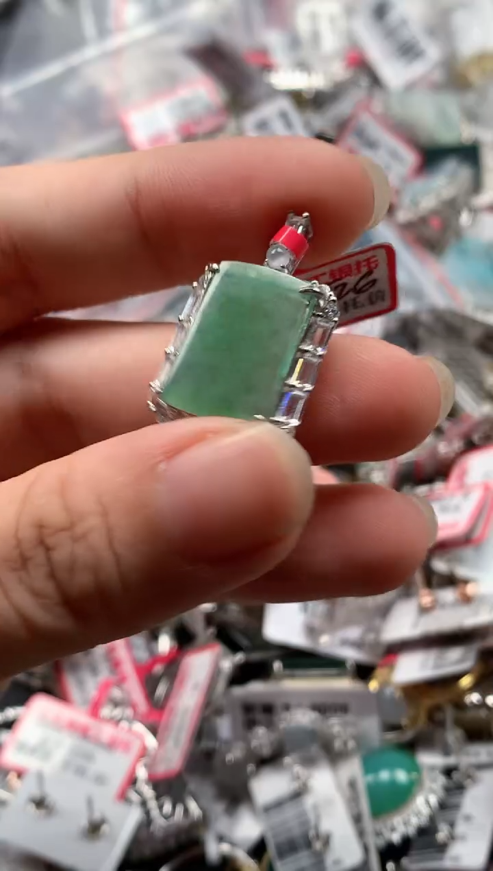 银S925镶嵌戒指翡翠天然A货缅甸翡翠