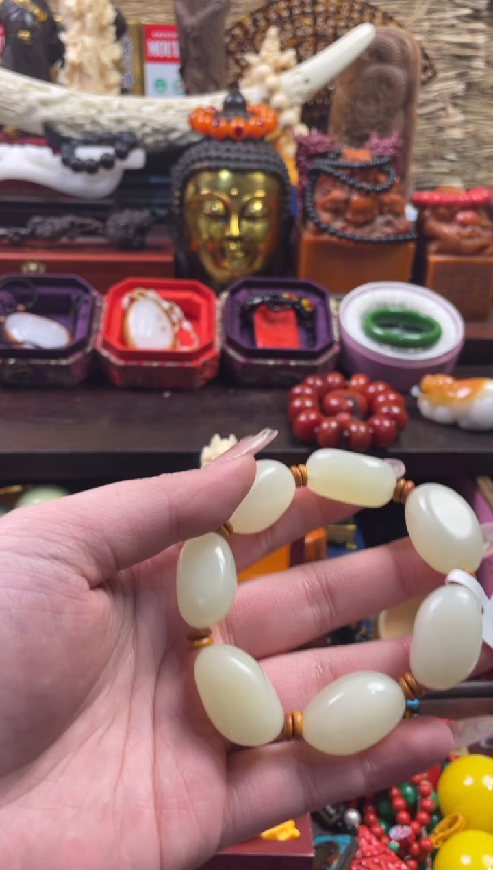 【闪购商品】和田玉挂件未镶嵌籽川