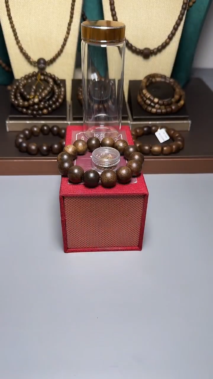 沉香芽庄黑奇1.6圆珠