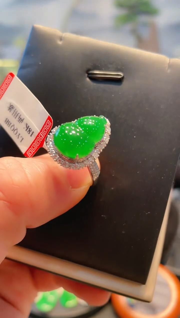 【闪购商品】翡翠颈饰18K金镶嵌A74天然A货翡翠