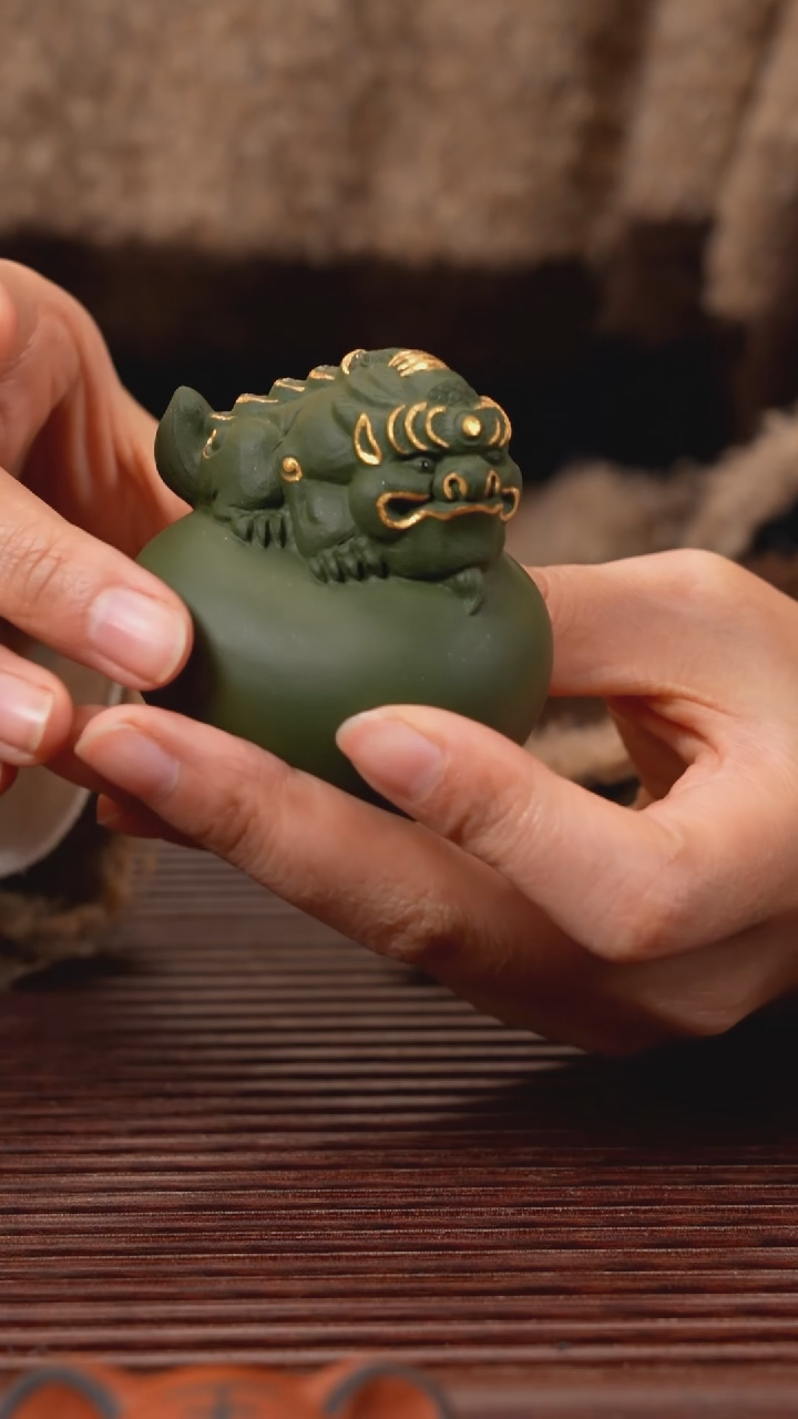 【闪购商品】紫砂茶宠貔貅（描金银）