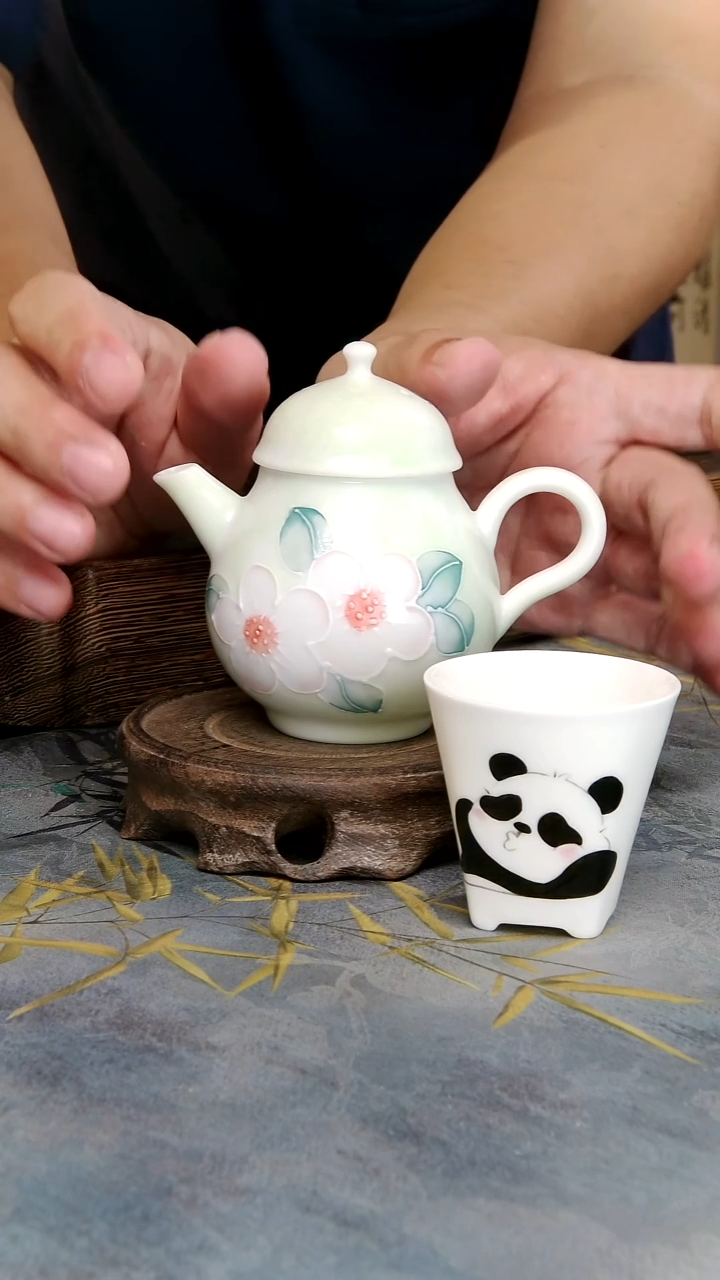 亘古茶具分享@手绘桃花美人壶+杯