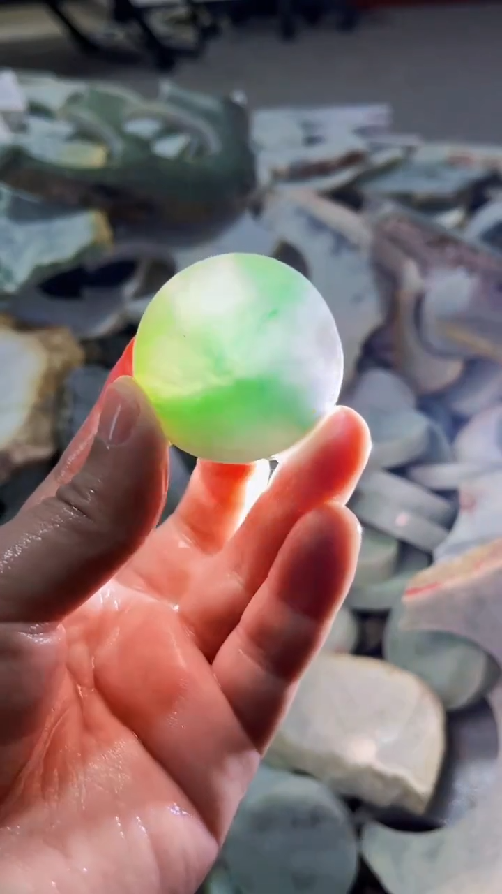 【闪购商品】翡翠挂件未镶嵌A货康壹139