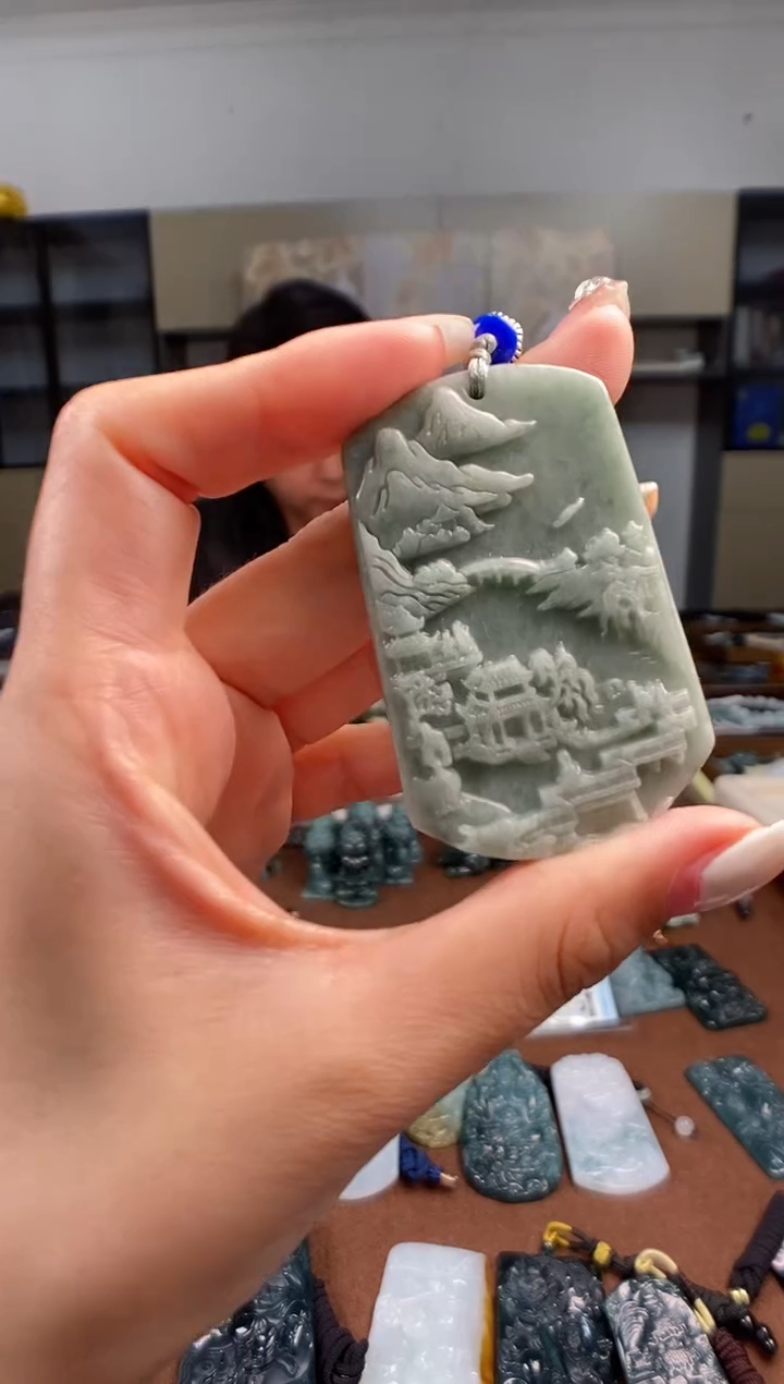 颈饰未镶嵌翡翠多样性发其一